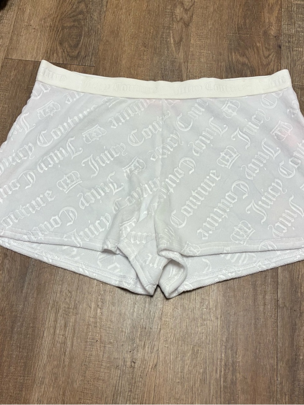 Juicy Couture White Logo women shorts size large